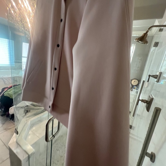 Zella Arise Luxe bomber jacket button up light pink - Picture 11 of 17